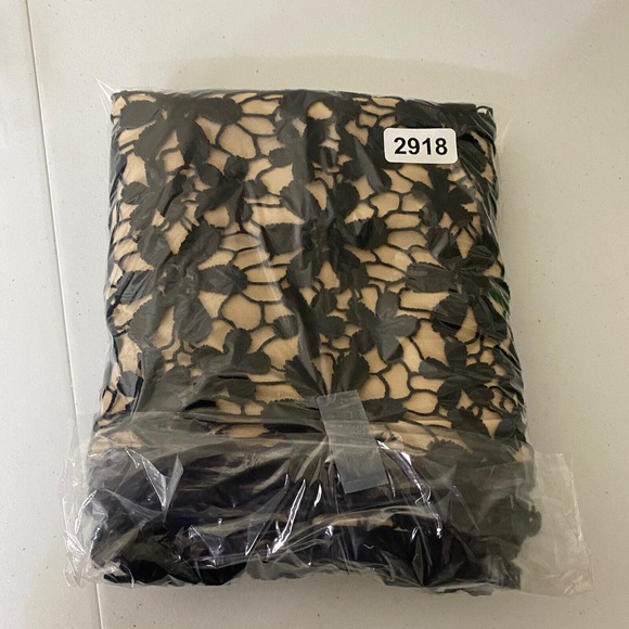 HOSS INTROPIA WOMAN’S BLACK & NUDE CROCHET LACE LINED DRESS SIZE 40. - Picture 11 of 11